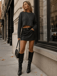 WOMEN'S LONG SLEEVE CABLE KNIT PULLOVER CROP SWEATER