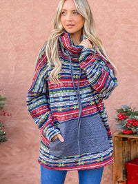 WOMEN'S LONG SLEEVE TURTLE NECK FRONT POCKET PRINT PULLOVER SWEATER