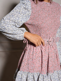 WOMEN'S LONG SLEEVE BELTED TIERED FLORAL SMOCK MINI DRESS