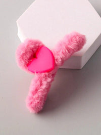 FASHION ASSORTED COLORS FUZZY HEARTS CLAW HAIR CLIPS