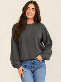 WOMEN'S LONG SLEEVE BUTTON CLOSURE PULLOVER SWEATER