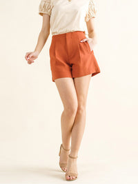 WOMEN'S BUTTON CLOSURE FRONT POCKETS MINI SHORTS
