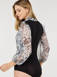 WOMEN'S 3/4 SLEEVE SURPLICE ANIMAL PRINT BODYSUIT