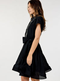 WOMEN'S SHORT SLEEVE BUTTON UP SELF TIE STUDS DETAILED MINI DRESS