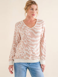 WOMEN'S LONG SLEEVE V-NECK ANIMAL PRINT PULLOVER SWEATER