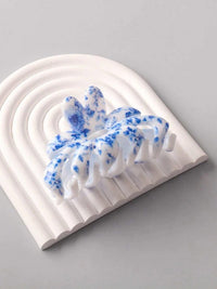 FASHION BLUE WHITE FLOWER HAIR CLAW CLIPS