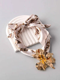 FASHION BANDANA FLOWER PENDANT NECKLACE