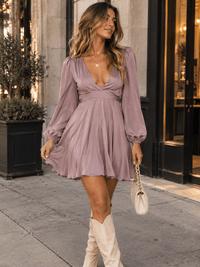 WOMEN'S LONG SLEEVE V-NECK OPEN BACK MINI DRESS
