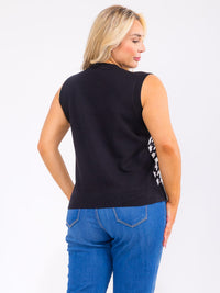 PLUS SIZE SLEEVELESS V-NECK MULTI PRINT TOP