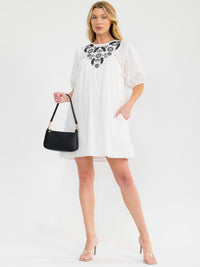 WOMEN'S SHORT PUFF SLEEVE FRONT POCKETS EMBROIDERY DETAILED TUNIC MINI DRESS