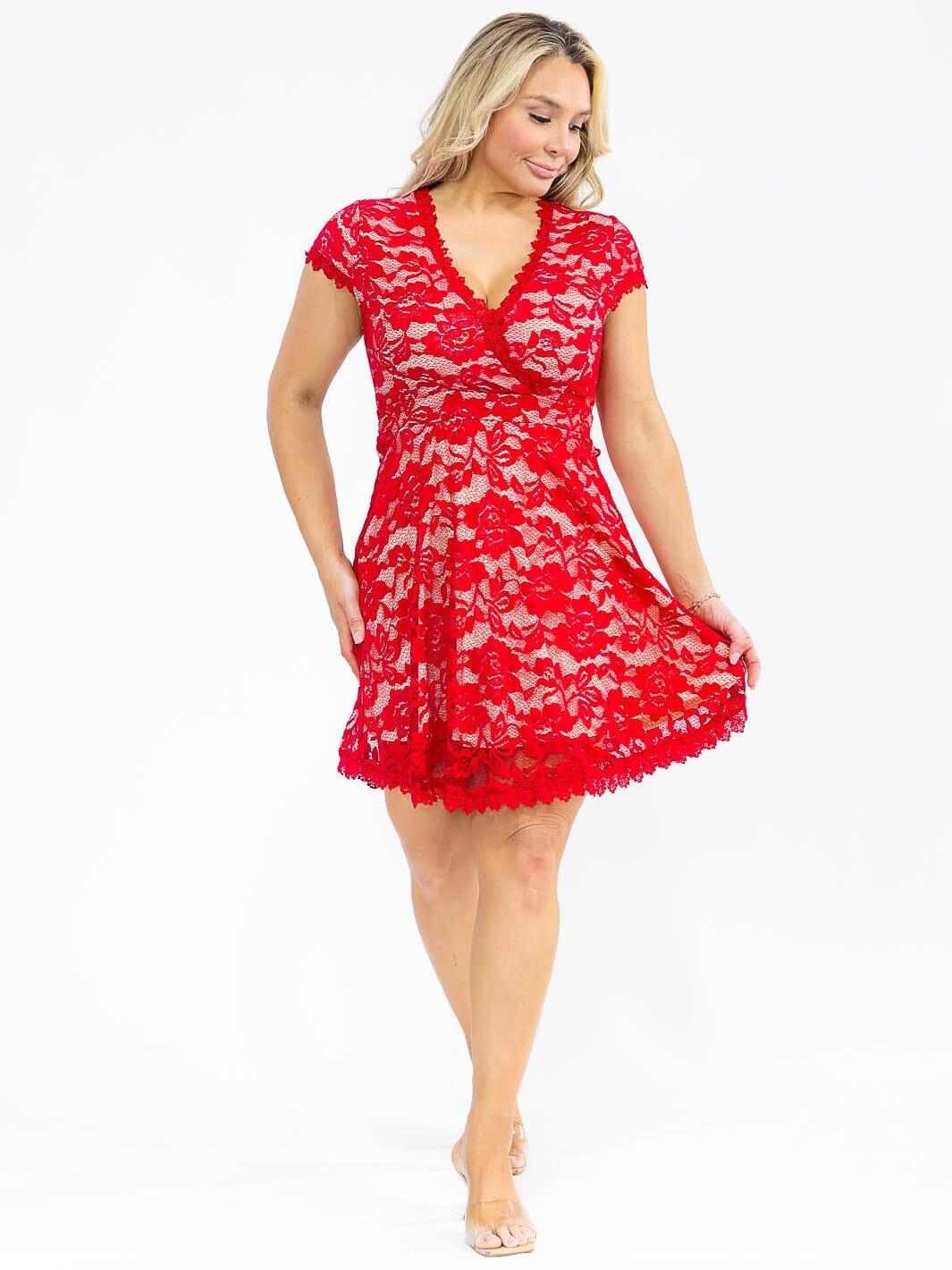 PLUS SIZE SHORT SLEEVE SURPLICE V-NECK LACE MINI DRESS   Wholesalefashiontrends.com