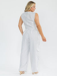 PLUS SIZE SLEEVELESS BLOUSE & BUTTON CLOSURE PANTS STRIPES DETAILED 2PC. SET