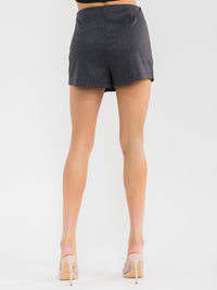 WOMEN'S ZIPPER CLOSURE PLAID MINI SKORT