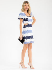 WOMEN'S SHORT PUFF SLEEVE SQUARE NECK SIDE CUT OUT LACE COLORBLOCK MINI DRESS