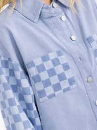 WOMEN'S LONG SLEEVE BUTTON CLOSURE FRONT POCKETS CHEKERS DENIM JACKET
