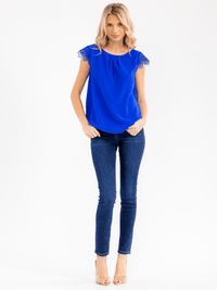 WOMEN'S SHORT CROCHET RUFFLE SLEEVE DETAILED BLOUSE