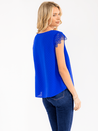 WOMEN'S SHORT CROCHET RUFFLE SLEEVE DETAILED BLOUSE