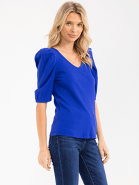WOMEN'S SHORT PUFF SLEEVE V-NECK RIBBED BLOUSE