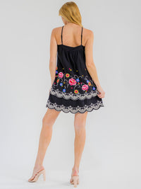 WOMEN'S SLEEVELESS HALTER NECK FLORAL EMBROIDERY TIERED MINI DRESS