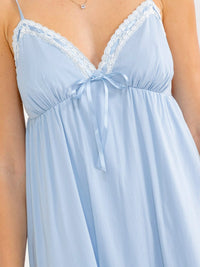 WOMEN'S SLEEVELESS V-NECK OPEN BACK LACE DETAILED MAXI DRESS