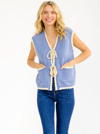 WOMEN'S SLEEVELESS FRONT TIE POCKETS SWEATER TOP