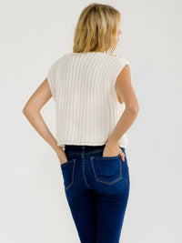 WOMEN'S SLEEVELESS BUTTON UP FLORAL CROCHET SWEATER TOP