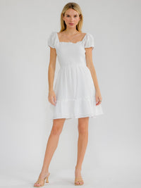WOMEN'S SHORT SLEEVE SQUARE NECK FRONT POCKETS SMOCK MINI DRESS