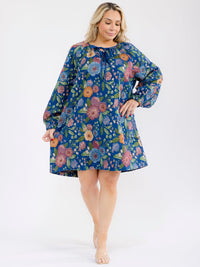 PLUS SIZE LONG SLEEVE FRONT FRONT POCKETS FLORAL PRINT MINI DRESS