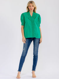 WOMEN'S SHORT PUFF SLEEVE V-NECK RUFFLE BLOUSE