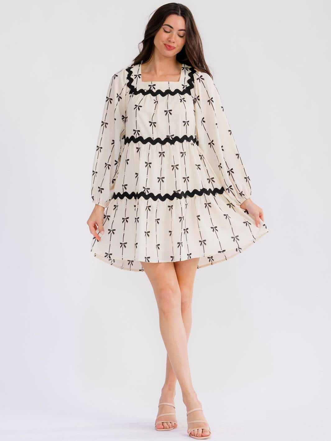 WOMEN'S LONG SLEEVE SQUARE NECK BOWS PRINT TIERED TUNIC MINI DRESS IVORY / 2S-2M-2L