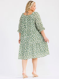 PLUS SIZE 3/4 SLEEVE SQUARE NECK FRONT POCKETS FLORAL MIDI DRESS