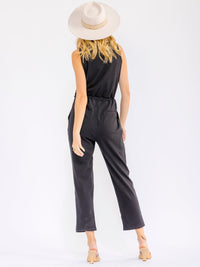 WOMEN'S LEEVELESS ZIP UP ELASTIC WAIST POCKETS STRAIGHT LEG JUMPSUIT