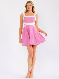 WOMEN'S SLEEVELESS SQUARE NECK CUT OUT SMOCK FRONT POCKETS FIT & FLARE MINI DRESS