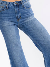 WOMEN'S BUTTON CLOSURE POCKETS BELL LEG WASHED DENIM PANTS