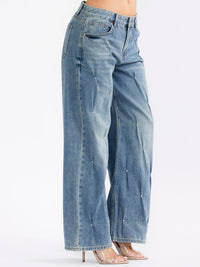 WOMEN'S BUTTON CLOSURE POCKETS STUDS DETAILED WIDE LEG WASHED DENIM PANTS