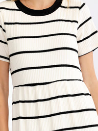 WOMEN'S SHORT SLEEVE COLORBLOCK STRIPES TIERED RIBBED MAXI DRESS