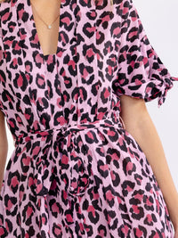WOMEN'S SHORT SLEEVE V-NECK BUTTON UP SELF TIE FRONT POCKETS ANIMAL PRINT MIDI DRESS