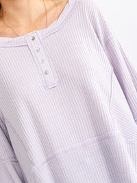 WOMEN'S LONG SLEEVE BUTTON UP HIGH-LOW OVERSIZED WAFFLE TOP