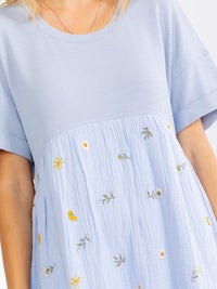 WOMEN'S SHORT SLEEVE FLORAL EMBROIDERY LOOSE FIT MINI DRESS