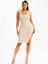 WOMEN'S SLEEVELESS SIDE BUTTON UP RIBBED BODYCON MIDI DRESS