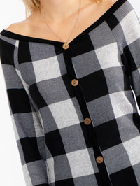 WOMEN'S LONG SLEEVE V-NECK BUTTON DETAILED PLAID TOP