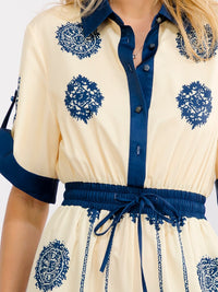 WOMEN'S SHORT SLEEVE ELASTIC WAIST FRONT POCKETS BUTTON UP WIDE LEG MULTI PRINT JUMPSUIT
