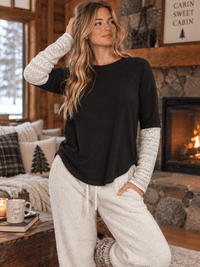 WOMEN'S LONG CUFF SLEEVE PRINT COLORBLOCK TOP