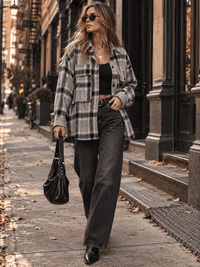 WOMEN'S LONG SLEEVE BUTTON CLOSURE FRONT POCKET PLAID JACKET
