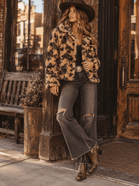 WOMEN'S LONG SLEEVE BUTTON UP FRONT PPOCKETS ANIMAL PRINT SHERPA JACKET