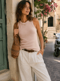 WOMEN'S SLEEVELESS RIBBED TANK TOP