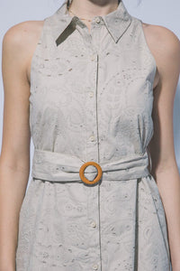 WOMEN'S SLEEVELESS BUTTON UP BELTED EYELET MINI DRESS