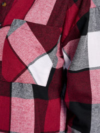 WOMEN'S LONG SLEEVE FRONT POCKET BUTTON UP PLAID SHIRT