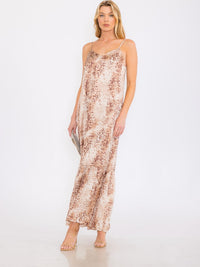WOMEN'S SLEEVELESS TIERED ANIMAL PRINT MAXI DRESS