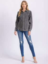 WOMEN'S LONG SLEEVE BUTTON CLOSURE WASHED DENIM BLOUSE